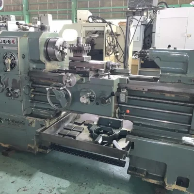LE-19K (Year-1990) Lathe