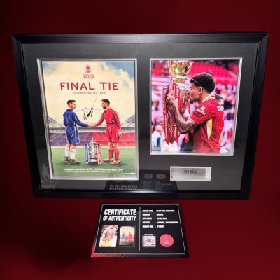 หนังสือ Program Liverpool Match Day พร้อมลายเซ็นสด Luis Diaz