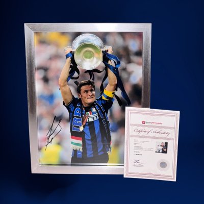โปสเตอร์ Javier Zanetti UCL Winner เข้ากรอบ พร้อมลายเซ็นสด