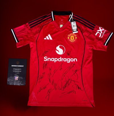 กล่องสุ่ม Iconic Football UNITED LEGENDS Box V.3