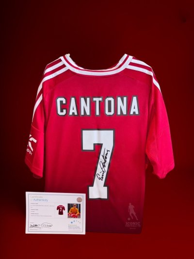 กล่องสุ่ม Iconic Football UNITED LEGENDS Box V.3