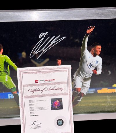 โปสเตอร์ Alex Oxlade-Chamberlain Silver Signed England Photo