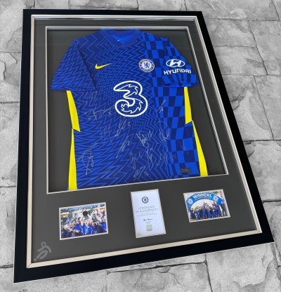 เสื้อ Chelsea Official 21/22 Squad Signed (Club COA)