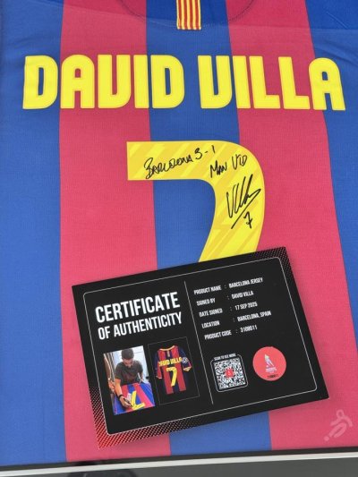 เสื้อ Barcelona Retro Signed by David Villa พร้อมข้อความพิเศษ เข้ากรอบ