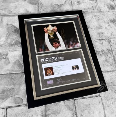 โปสเตอร์ Carlos Alcaraz Signed Photo "Wimbledon"