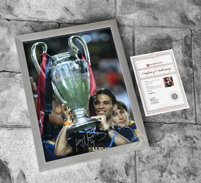 โปสเตอร์ Rafael Márquez ลายเซ็นสด UEFA Champions League Winner 2009