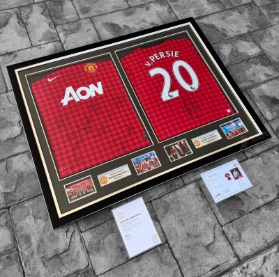 “UNITED No.20 Duo Framed”  Manchester United Official Nike 2012/13 Duo Framed
