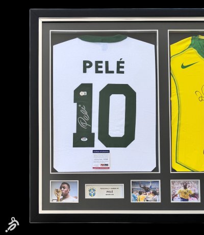เสื้อ Brazil Official Retro พร้อม ลายเซ็นสด Pele + Romario  เข้ากรอบคู่