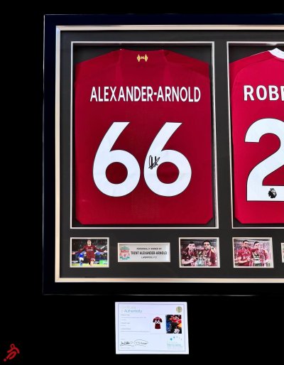 เสื้อ Liverpool 19/20+25/26 พร้อม ลายเซ็นสด TAA+Robertson เข้ากรอบคู่
