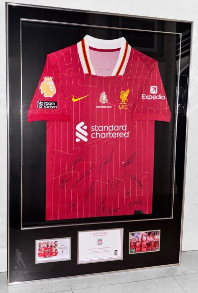 เสื้อ Liverpool Official Signed Champions 24/25 Squad Signed (Club COA)