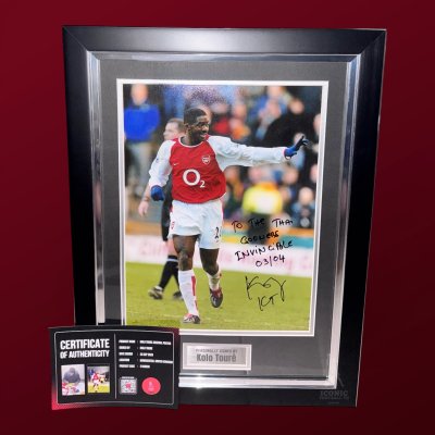 โปสเตอร์ Signed by Kolo Touré พร้อมข้อความพิเศษ