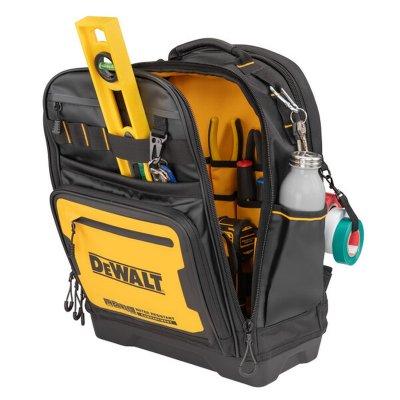 กระเป๋าสะพายบ่า DEWALT PRO BACKPACK รุ่น DWST60102-1