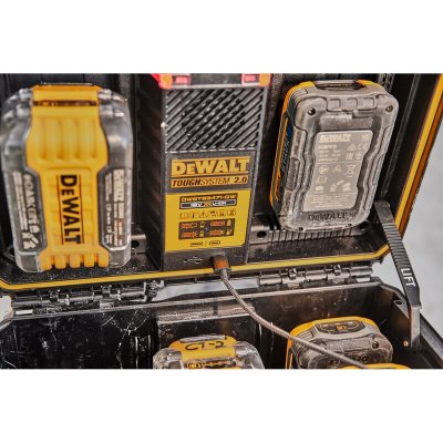 กล่องเก็บและชาร์จแบตเตอรี่ DEWALT TOUGHSYSTEM 2.0 รุ่น DWST83471-QW