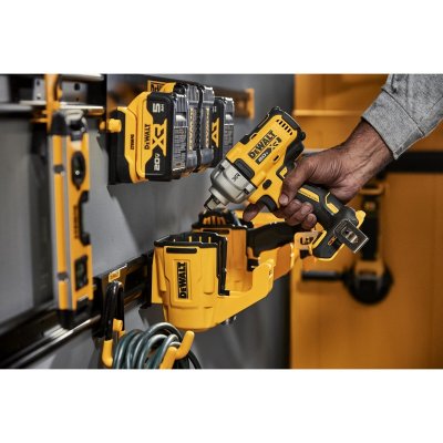 ถ้วยใส่เครื่องมือไฟฟ้าแบบแขวน DEWALT POWER TOOL รุ่น DWST82823