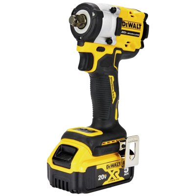 บล็อกกระแทกไร้สาย ไร้แปรงถ่าน DEWALT 1/2″ 406Nm 20V Max พร้อมแบตเตอรี่ 5.0Ah รุ่น DCF921P1-B1