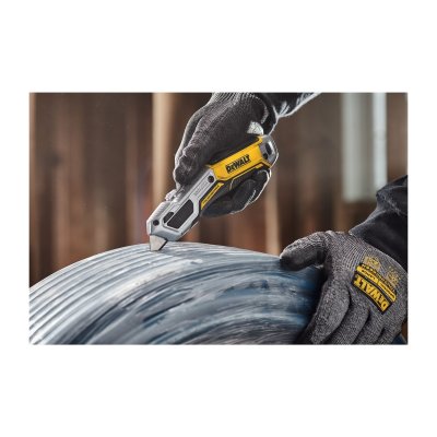 มีดอเนกประสงค์แบบเลื่อนเก็บใบ DEWALT TOUGHSERIES รุ่น DWHT10999-0