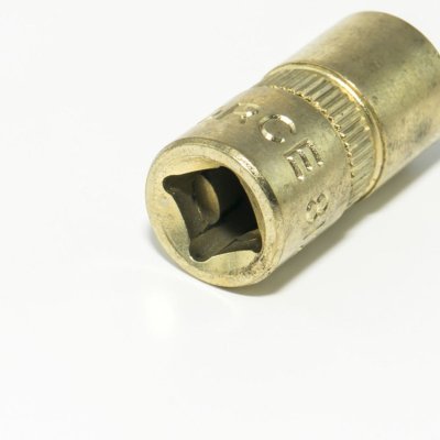 ลูกบ๊อกซ์แม่เหล็กดูด FORCE 1/4" รุ่น 81225