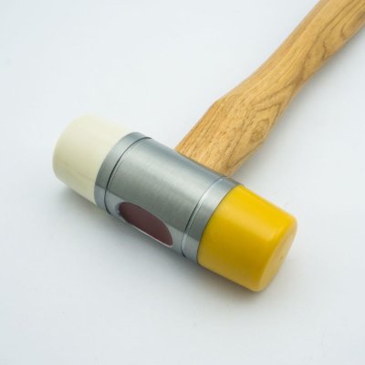 ค้อนหัวอ่อน PU และไนล่อน ด้ามไม้ 400 กรัม FORCE รุ่น 616A400