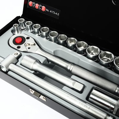 ชุดลูกบ๊อกซ์ 6 เหลี่ยม พร้อมด้ามขันเงา ขนาด 1/2 นิ้ว 17 ชิ้น FORCE รุ่น F131-4173-4-5