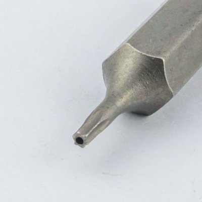 ดอกไขควงหัว TORX มีรู FORCE รุ่น 1273006 ขนาด T6H