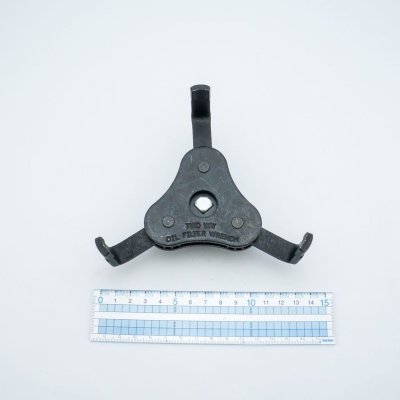 ตัวถอดไส้กรองน้ำมันเครื่อง 3 ขา 2 ทาง FORCE รุ่น 61904A