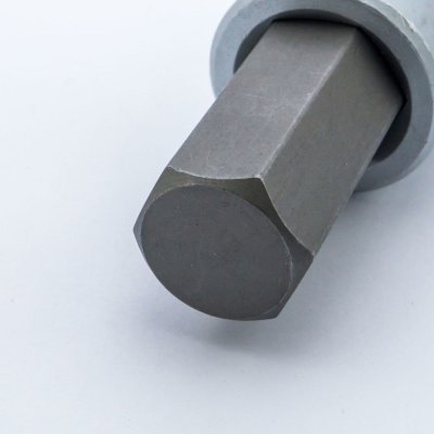 ลูกบ๊อกซ์เดือย 6 เหลี่ยม (6PT) 1/2" L70มม เบอร์ 17 FORCE รุ่น 34407017