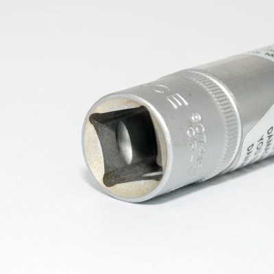 ลูกบ๊อกซ์หัวเทียน FORCE 1/2" 12PT NO.16 รุ่น 807416M (807416M/807418M)
