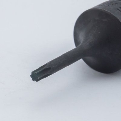 ลูกบ็อกเดือยหัวจีบลม1/2" เบอร์20 FORCE รุ่น 24606020