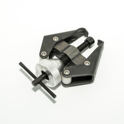 อุปกรณ์ดึงขั้วแบตเตอรี่และที่ปัดน้ำฝน FORCE รุ่น 9C2001