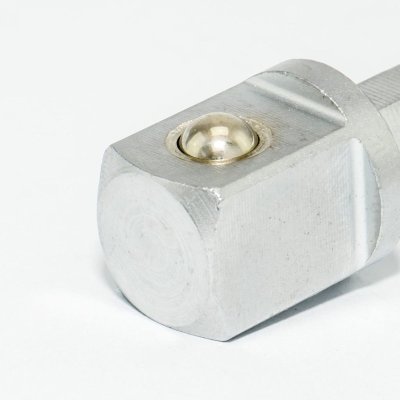 อแดปเตอร์ FORCE 5/16"HEX-1/2"SQ L30มม. รุ่น 8095430