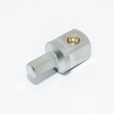 อแดปเตอร์ FORCE 5/16"HEX-1/2"SQ L30มม. รุ่น 8095430