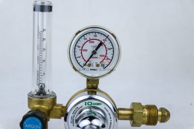 เกจ์โฟลมิเตอร์ CO2 และ AR รุ่น 101-25FL