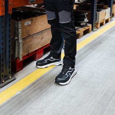 รองเท้านิรภัยหุ้มข้อ SAFETY JOGGER รุ่น FREEDOM MID ระดับ S1PS ขนาด 36-46