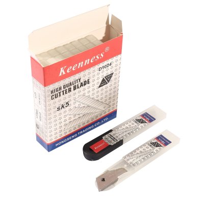 ใบมีดคัตเตอร์ KEENNESS 18 มม. สีขาว (10 ใบ/แพ็ค) รุ่น D1024