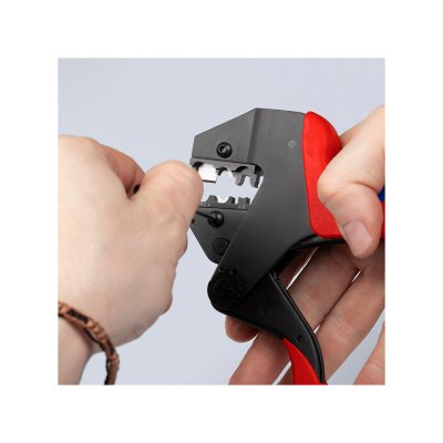 ชุดคีมย้ำหางปลาพร้อมอุปกรณ์เปลี่ยนหัวดาย KNIPEX