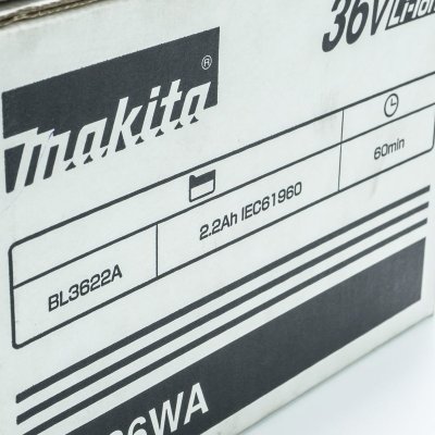 แท่นชาร์จแบตเตอรี่ 36V MAKITA รุ่น DC36WA