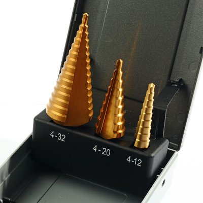 ชุดดอก STEP DRILL 3 ดอก/ชุด ร่องตรง เคลือบไทเทเนียม MAKITA รุ่น MPD-46573