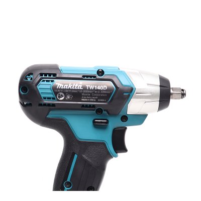 บล๊อกไร้สาย 12VMAX MAKITA รุ่น TW141DZ ขนาด 1/2-3/8 นิ้ว (ตัวเปล่า)