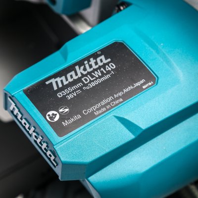 เครื่องตัดไร้สาย MAKITA 36V 14 นิ้ว ไม่รวมแบต รุ่น DLW140Z