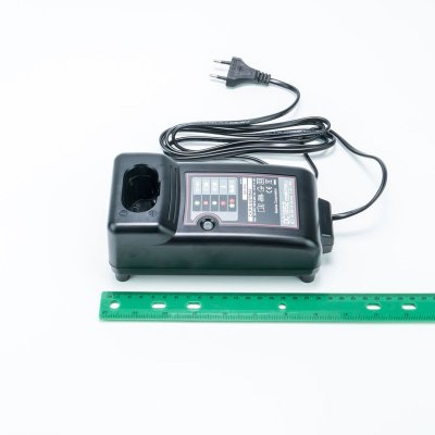 แท่นชาร์จ MAKITA รุ่น DC-1852 สีดำ (FOR MT-065)