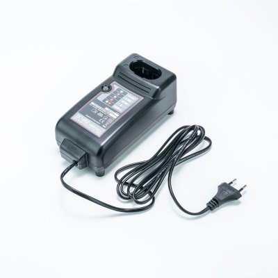 แท่นชาร์จ MAKITA รุ่น DC-1852 สีดำ (FOR MT-065)