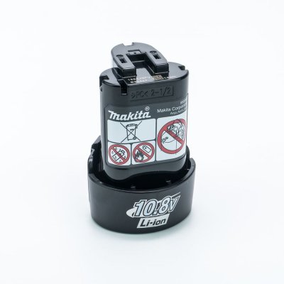 แบตเตอรี่ MAKITA 10.8V LI-ION 1.3AH รุ่น BL1013