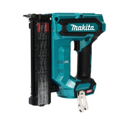 แม็กยิงตะปูไร้สาย MAKITA 40V MAX พร้อมกล่อง MAKPAK รุ่น FN001GZ02