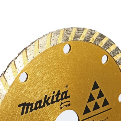 ใบตัดเพชร 5"/7"/9" แบบก้างปลา ตัดทน เกรด 2 ดาว MAKITA รุ่น D-37605