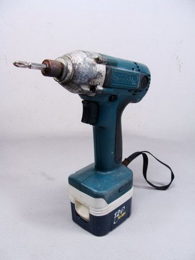 ไขควงกระแทกไร้สาย MAKITA รุ่น TD120D