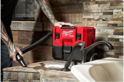 เครื่องดูดฝุ่น แบบเปียก/แห้ง ไร้สาย MILWAUKEE 12 โวลต์ (ตัวเปล่า) รุ่น M12FVCL-0