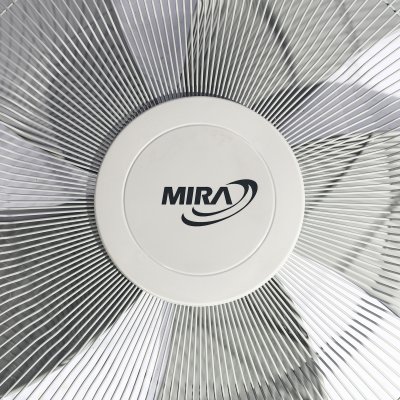 พัดลมอุตสาหกรรมตั้งพื้นขากลม 22 นิ้ว MIRA รุ่น M228