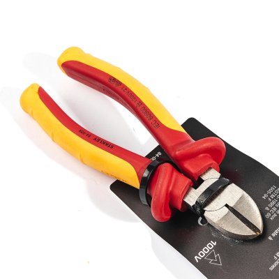 คีมตัดปากเฉียง หุ้มฉนวน STANLEY 160มม. รุ่น 84-009