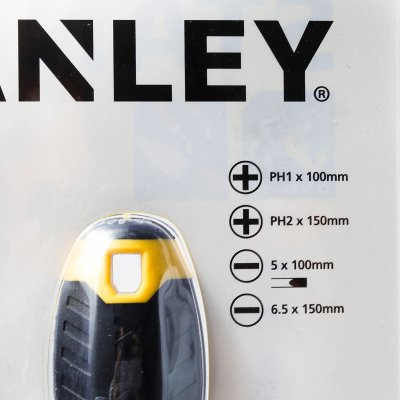 ชุดไขควงด้ามยาง 4 ชิ้น ปากแฉก-ปากแบน STANLEY รุ่น STMT66671