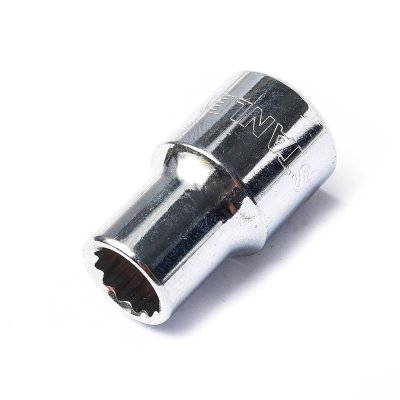 ลูกบ็อกสั้น STANLEY 12 เหลี่ยม 1/2" ขนาด 11 มม. รุ่น 86-543
